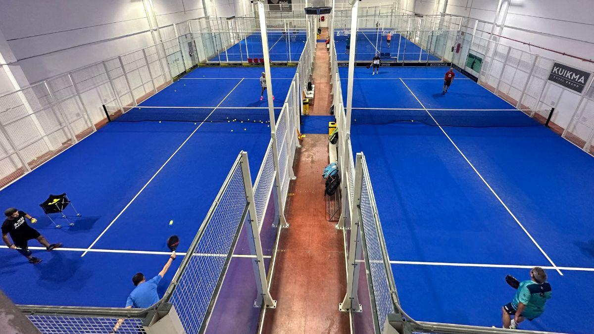 an padel indoor